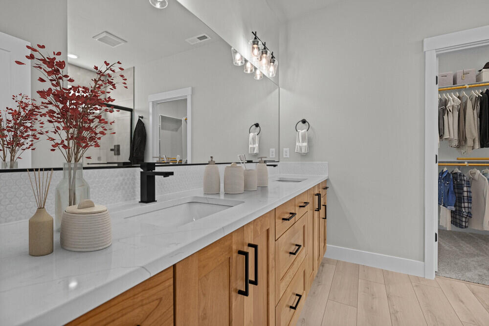 Easton - Residential