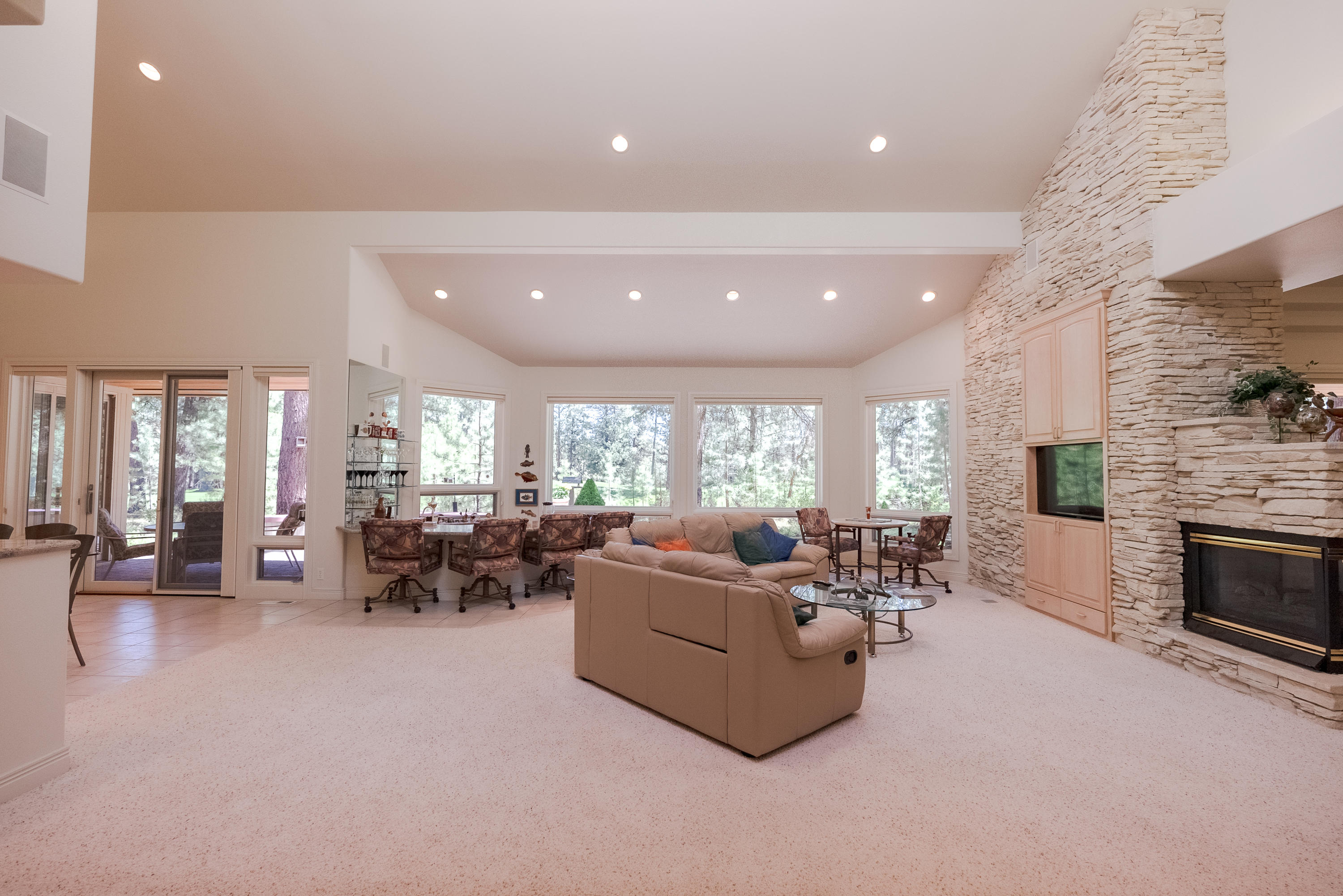 7th Mtn Golf Village - Residential