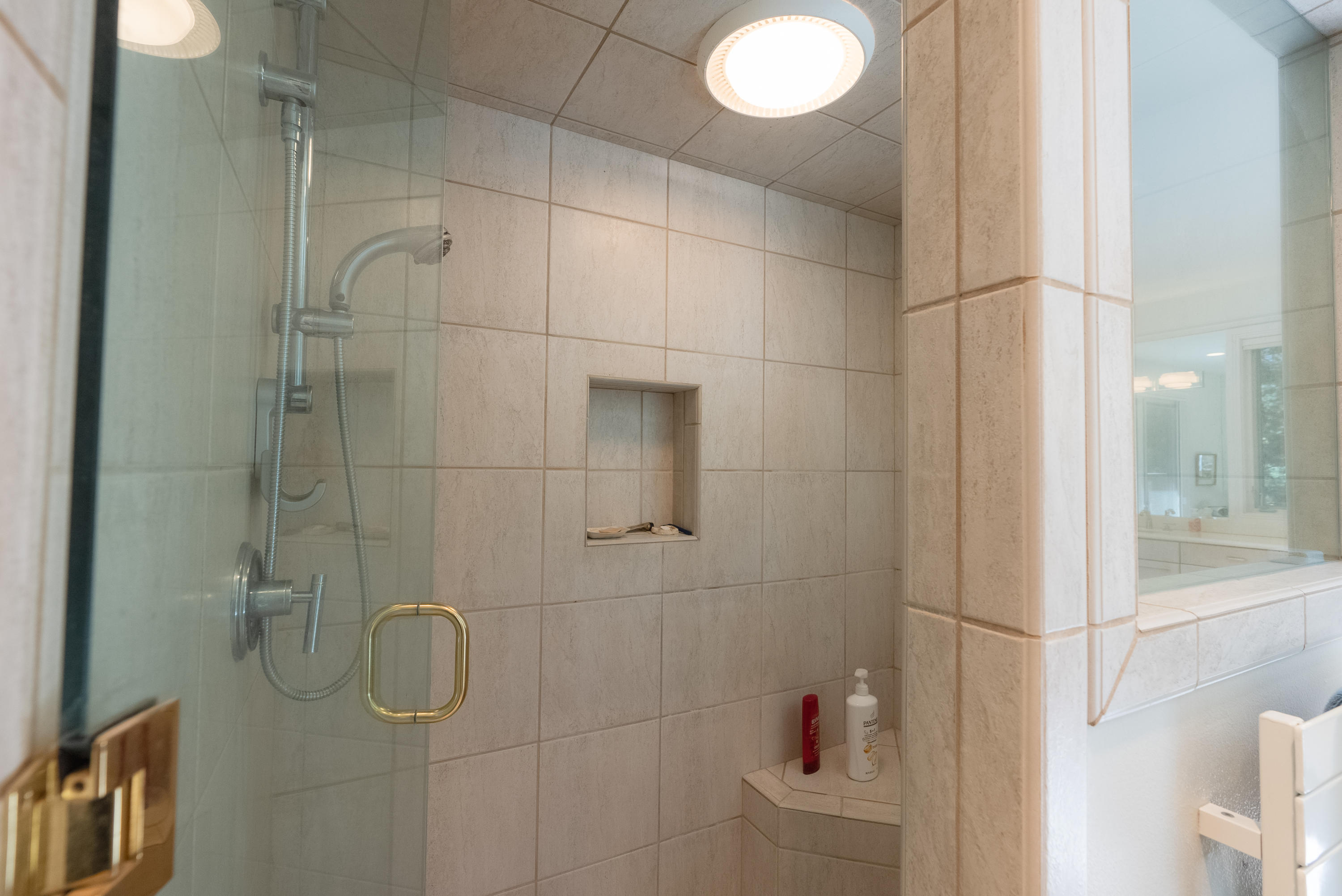 7th Mtn Golf Village - Residential