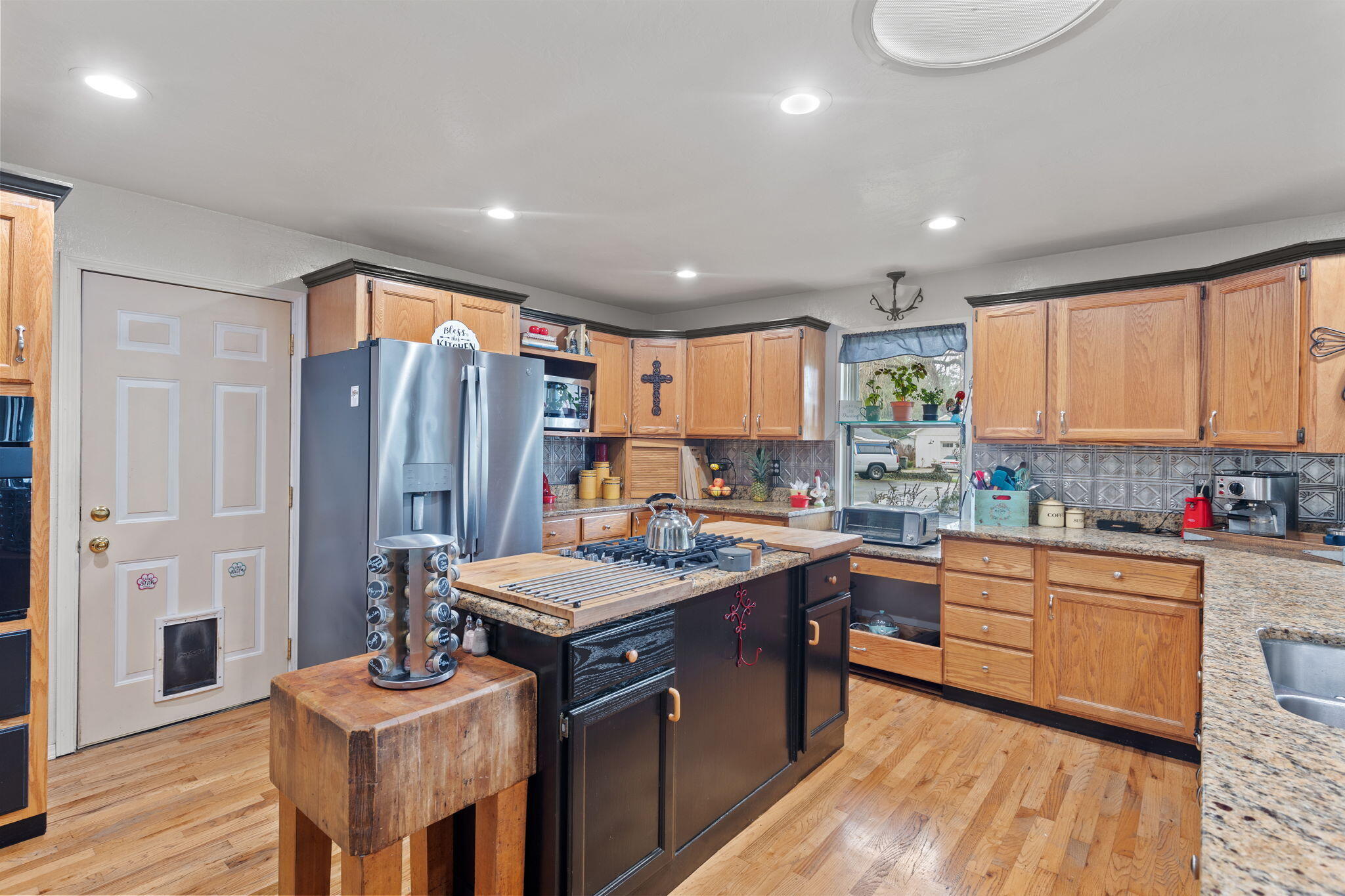 753 W Evans Creek Road