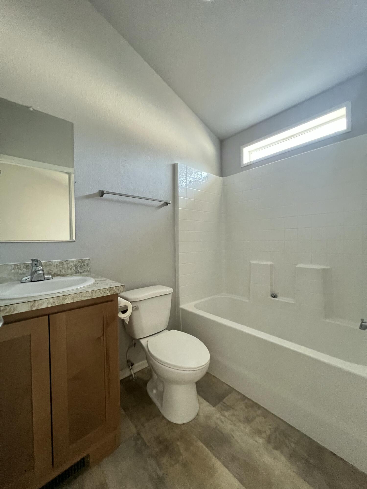 Round Lake Estates - Residential