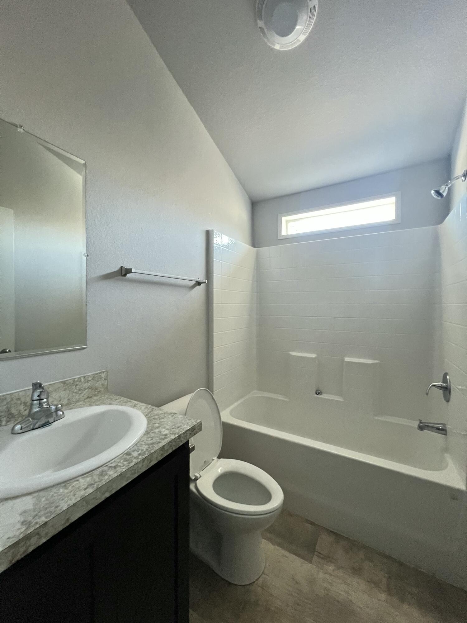 Round Lake Estates - Residential