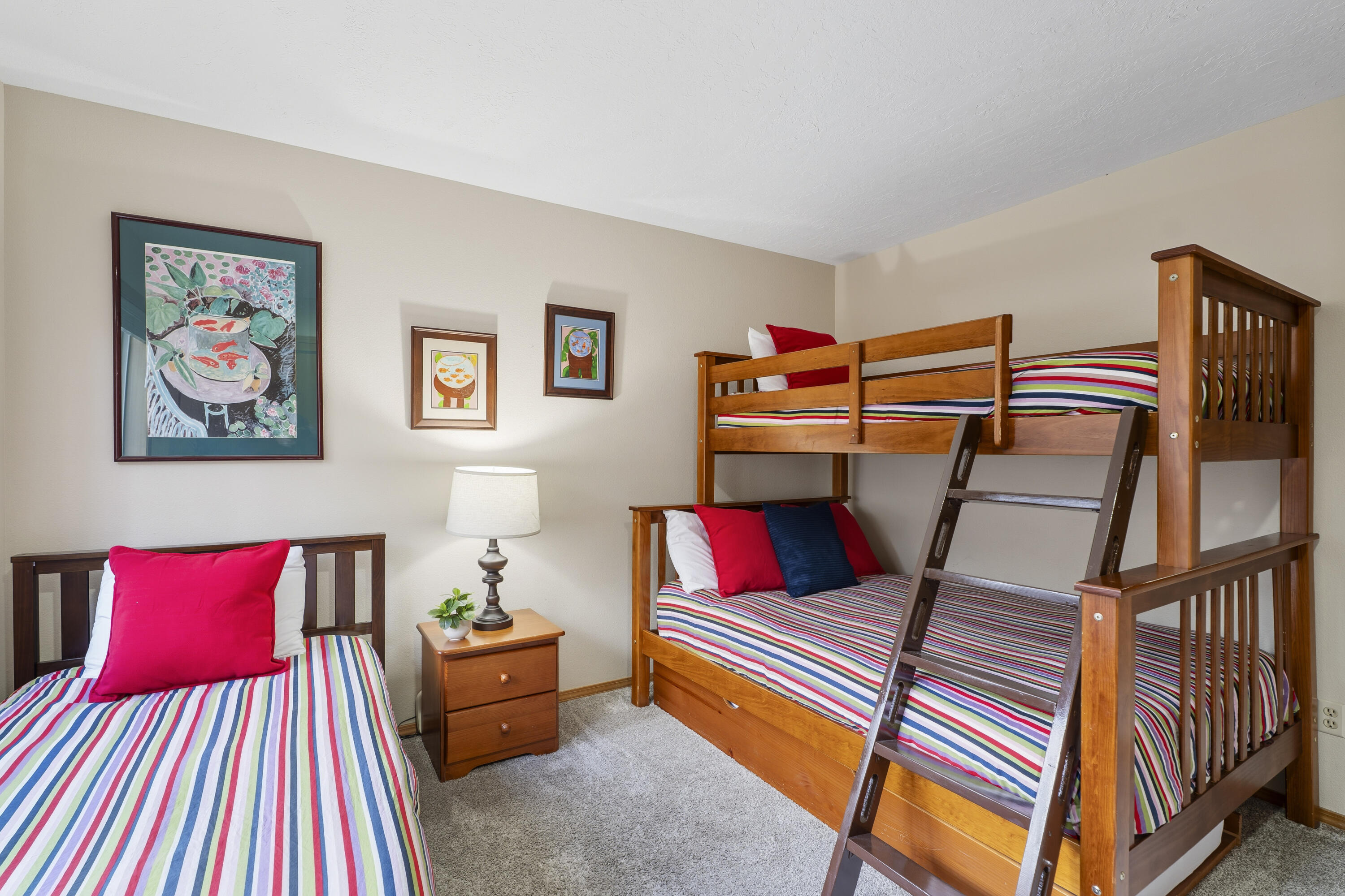 Fairway Point Villag - Residential