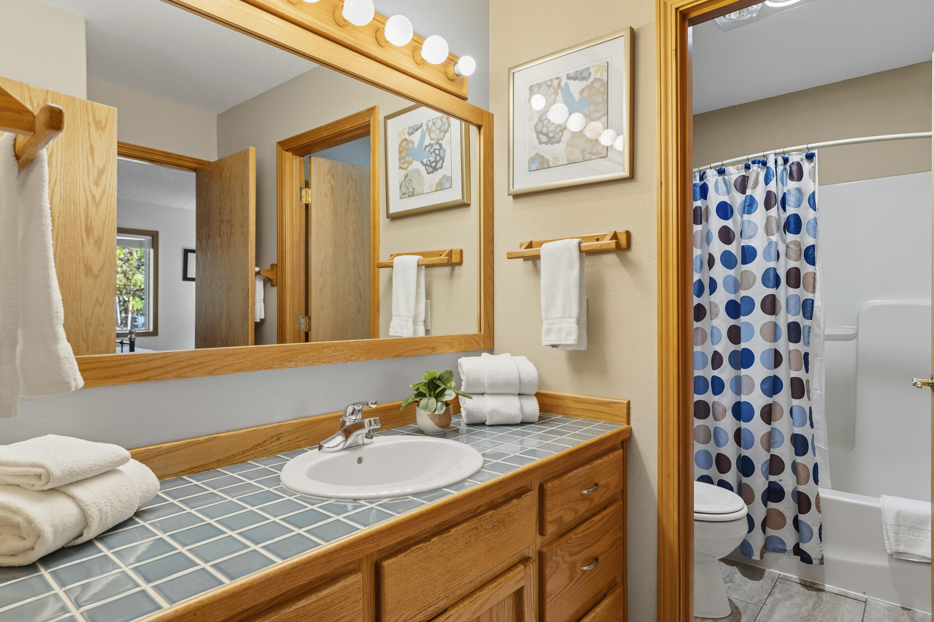 Fairway Point Villag - Residential