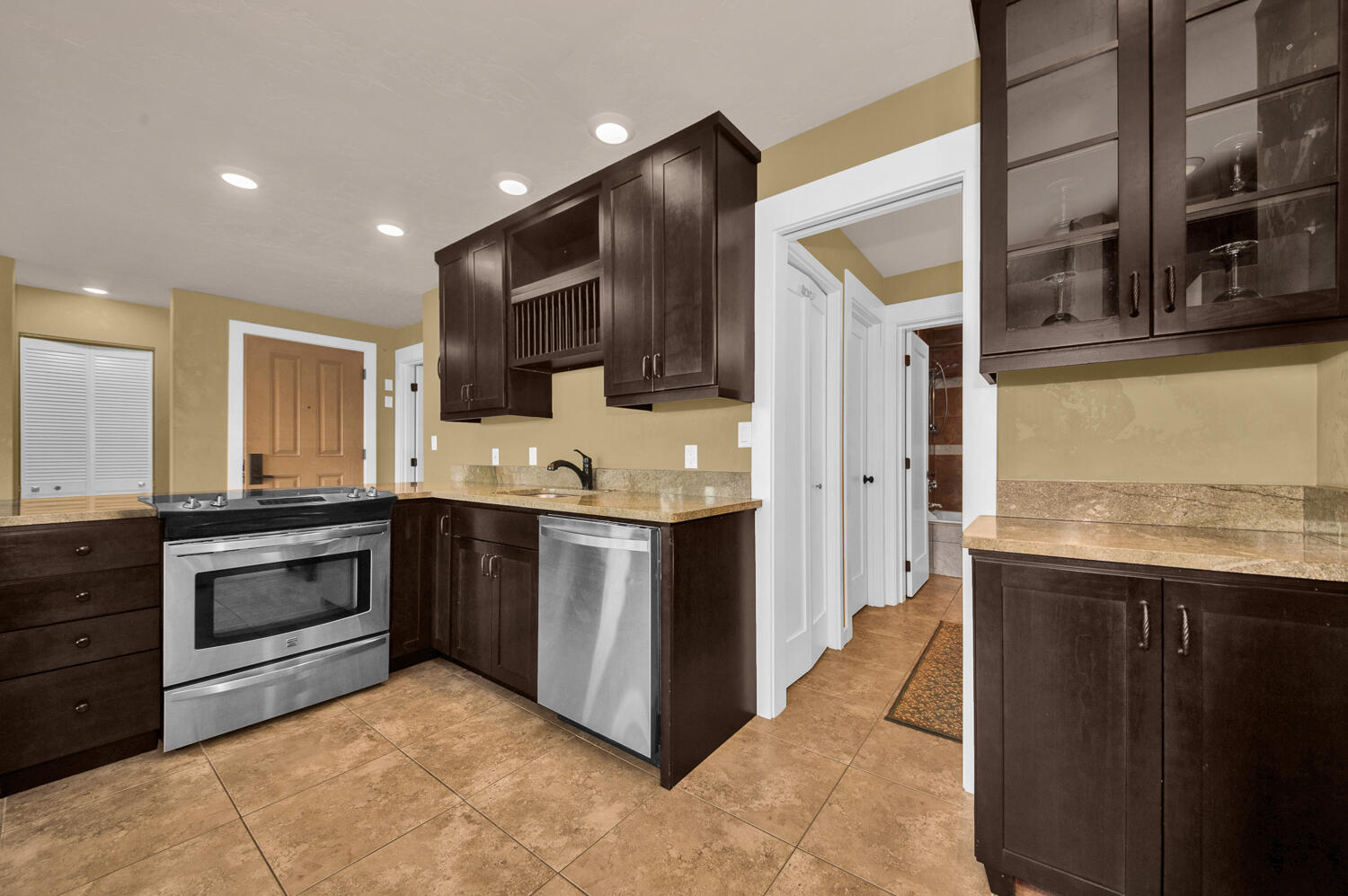 Inn Of The 7th - Residential