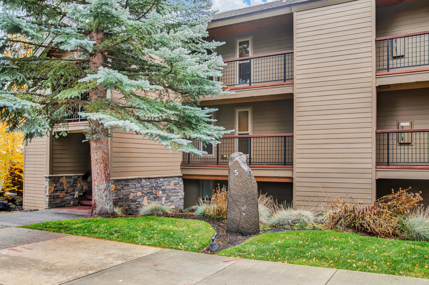 Inn Of The 7th - Residential