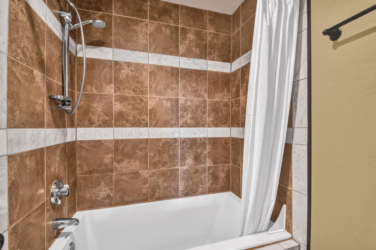 Inn Of The 7th - Residential