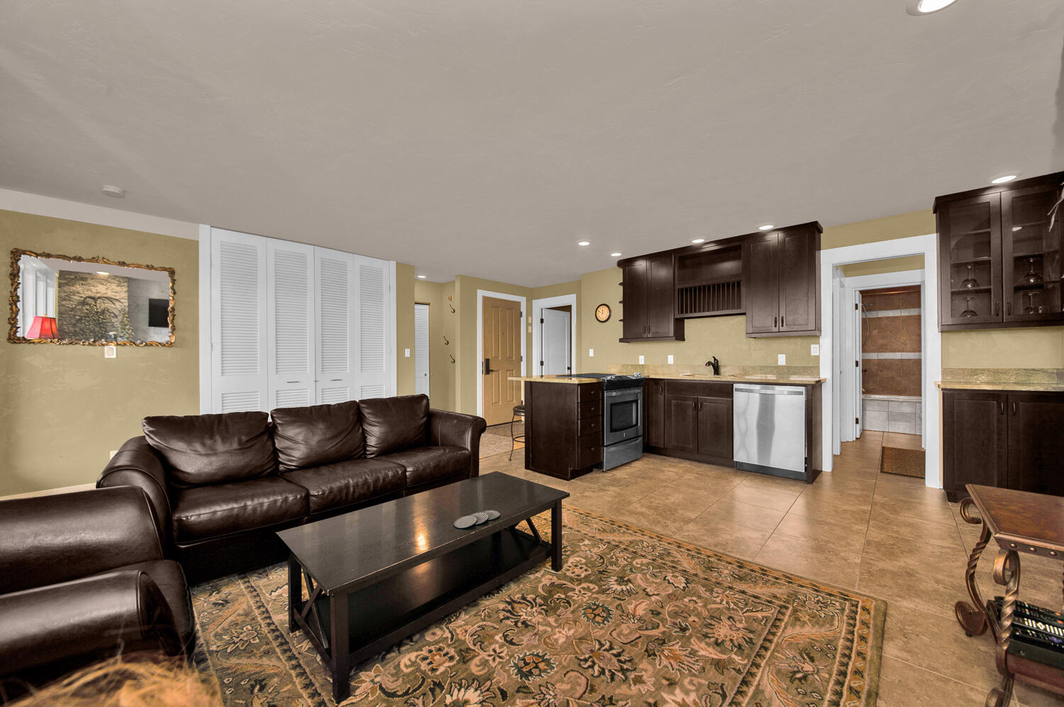 Inn Of The 7th - Residential