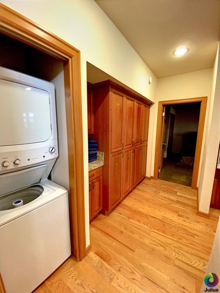 StoneTH - Residential