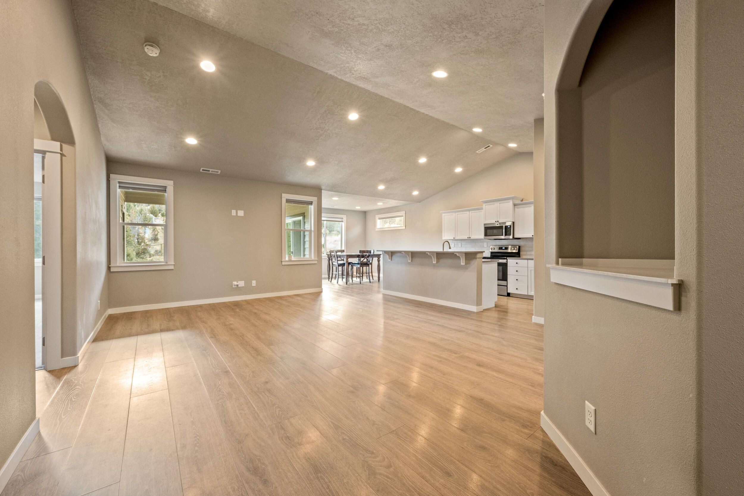 7220 SE Night Hawk Court