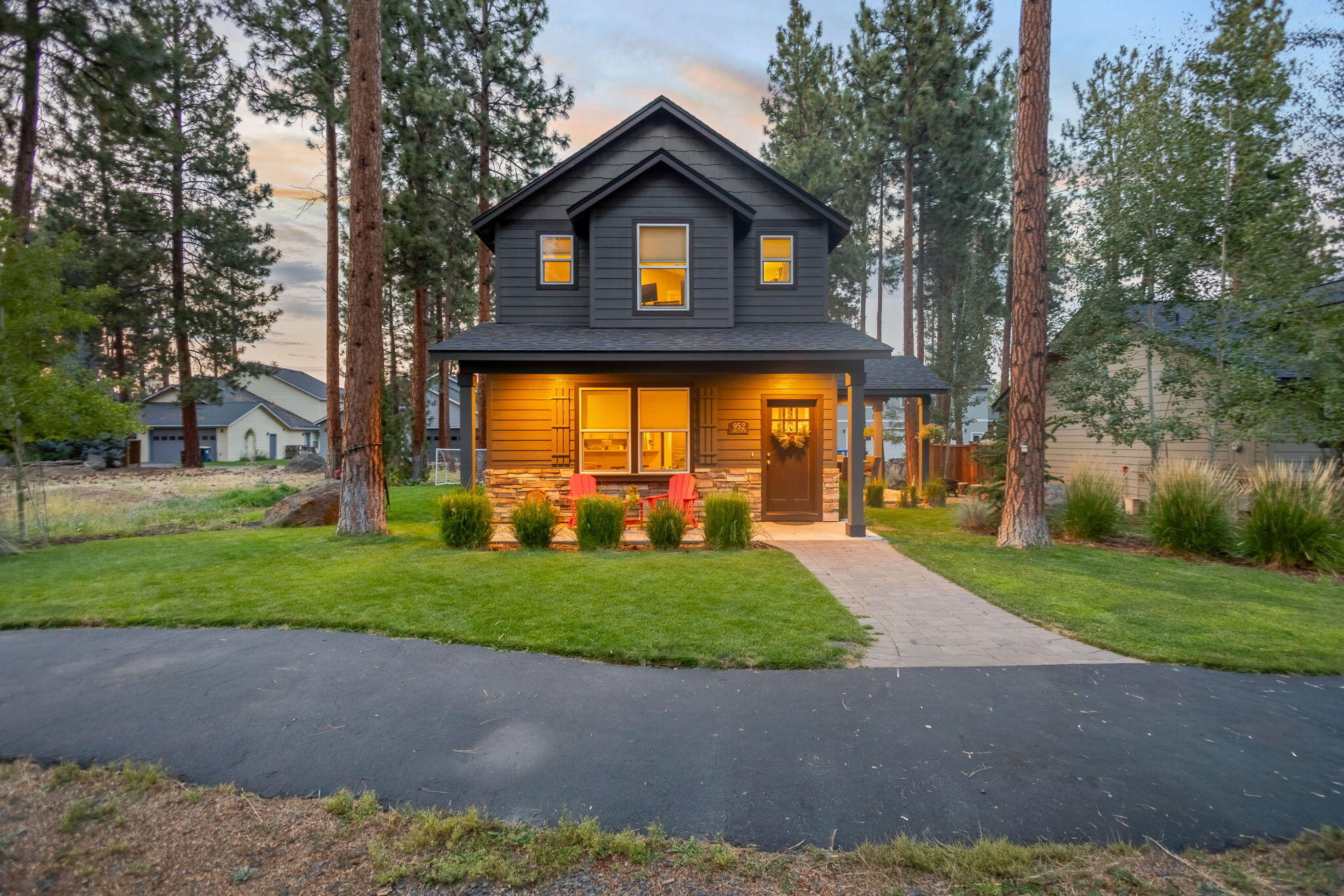 952 E Timber Pine Drive