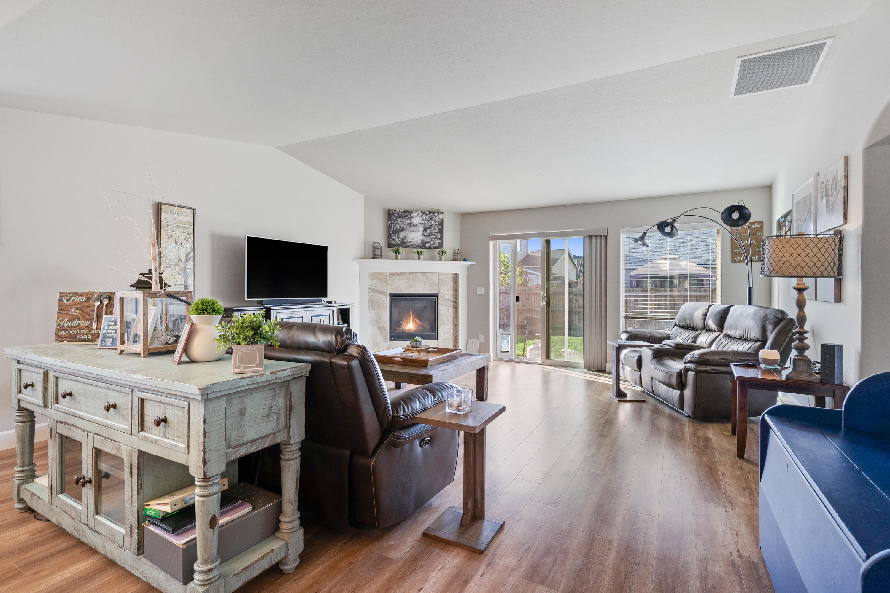 27 Elm - Residential