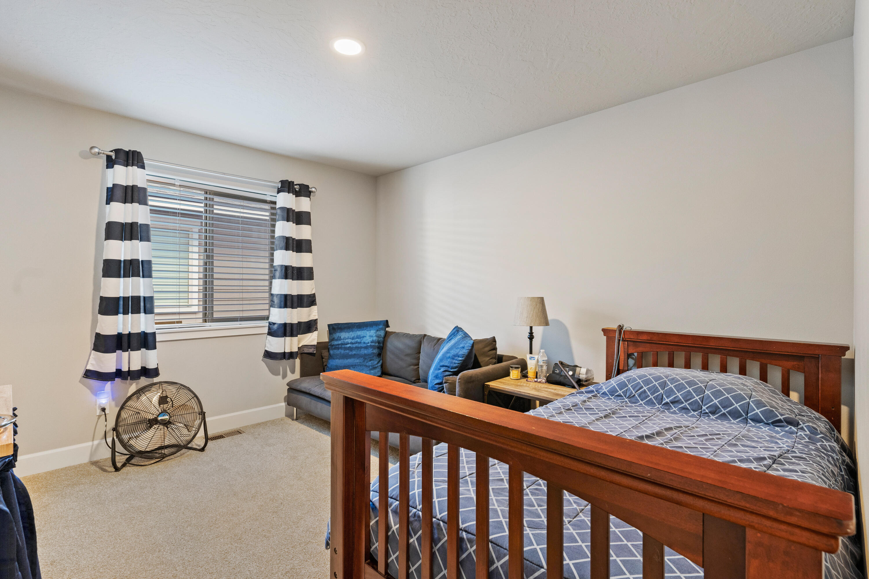 27 Elm - Residential