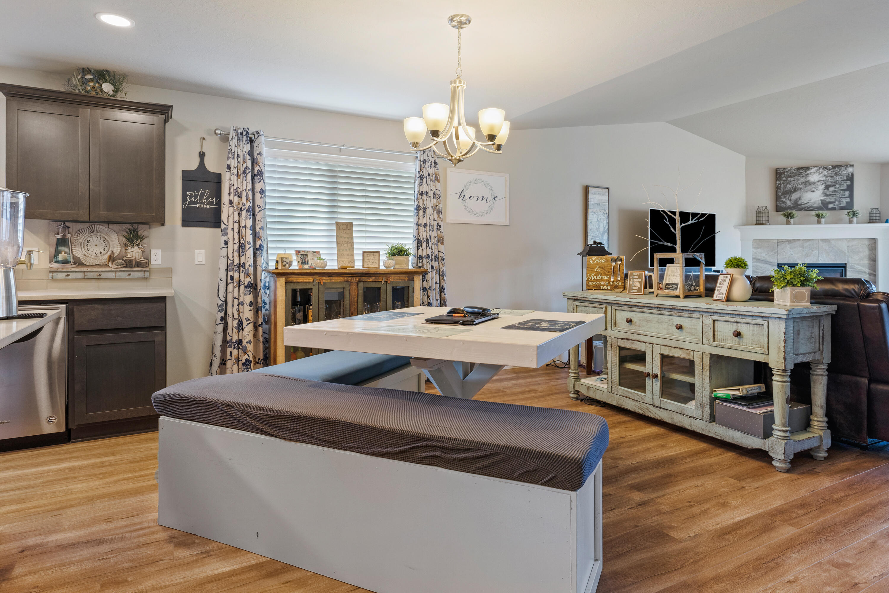 27 Elm - Residential