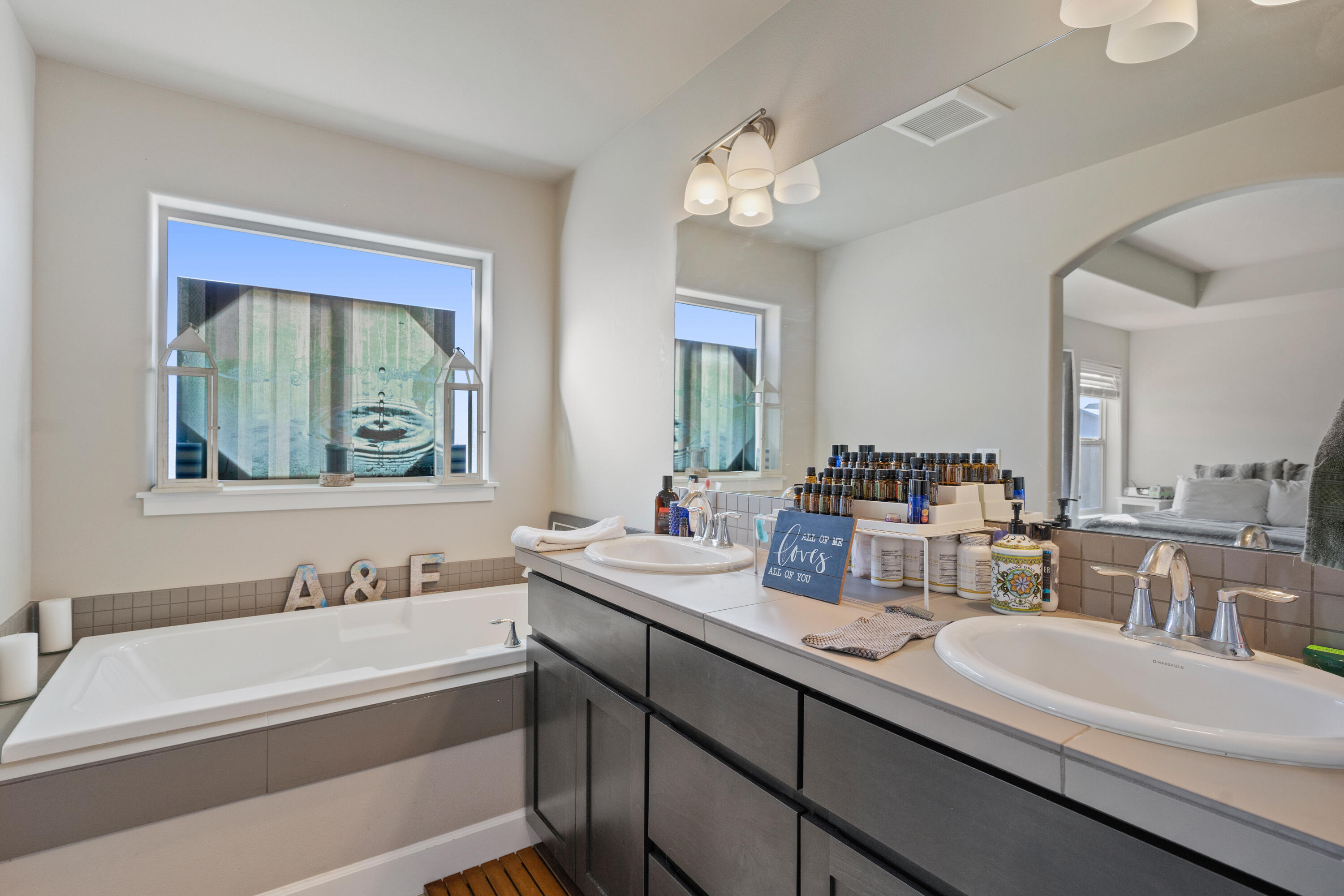 27 Elm - Residential