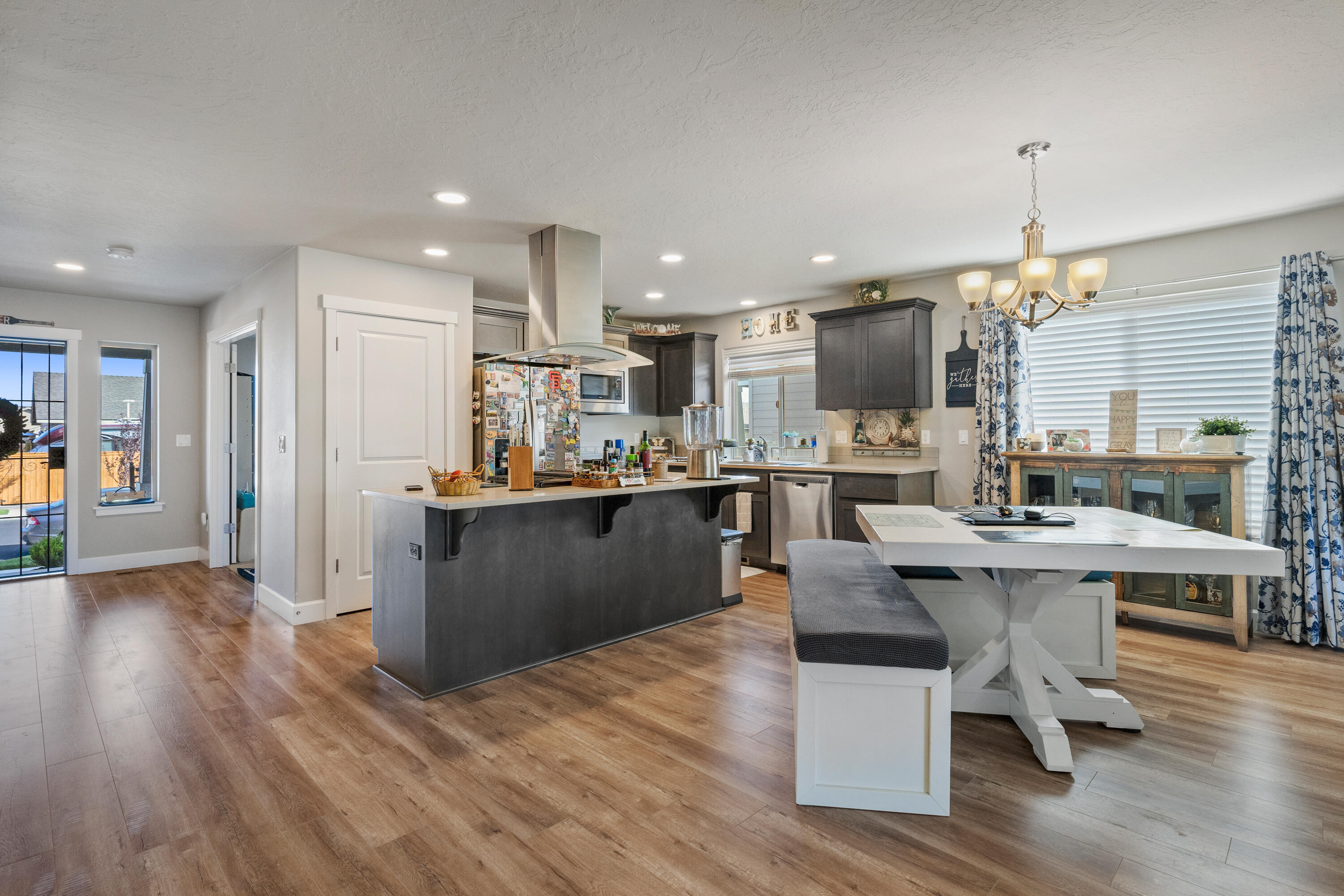 27 Elm - Residential