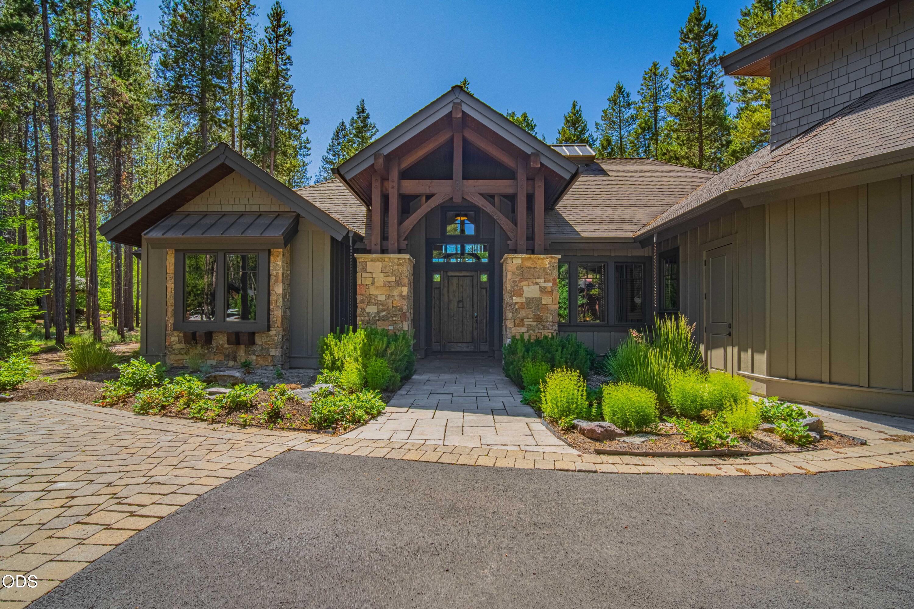 56240 Trailmere Circle