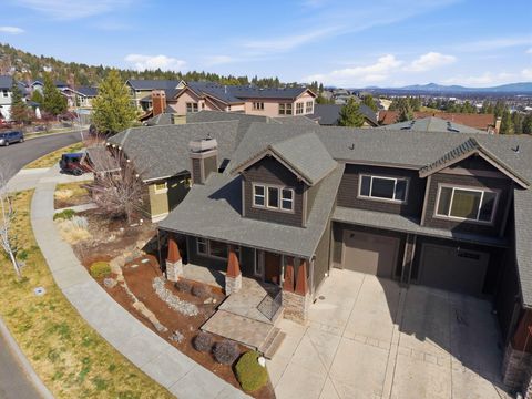 Tiny photo for 2627 NW Awbrey Point Circle, Bend, OR 97703 (MLS # 220217376)