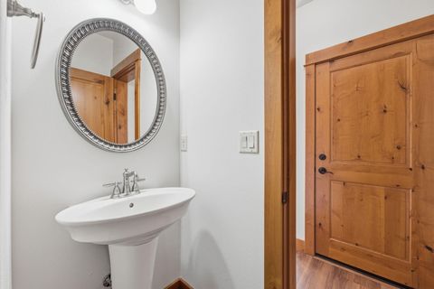 Tiny photo for 2627 NW Awbrey Point Circle, Bend, OR 97703 (MLS # 220217376)