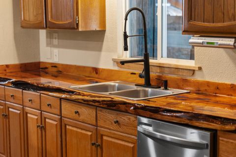 Tiny photo for 12759 Golden Eagle Lane, Bonanza, OR 97623 (MLS # 220213590)