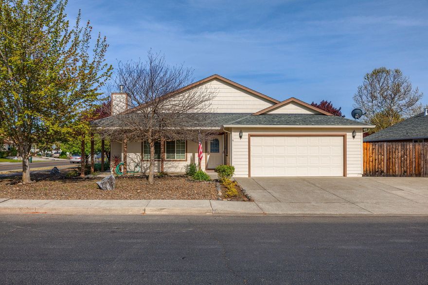 This cutie of a home is ready for its new family. Excellent floor plan with a family room that opens to the kitchen and a separate living room. Large Master with his and hers closets.
Corner lot with mature trees and room to garden and enjoy the full-length covered patio.
It does have room for a R/V boat or toys. It's a great property! Seller offering a $5,000 flooring allowance.