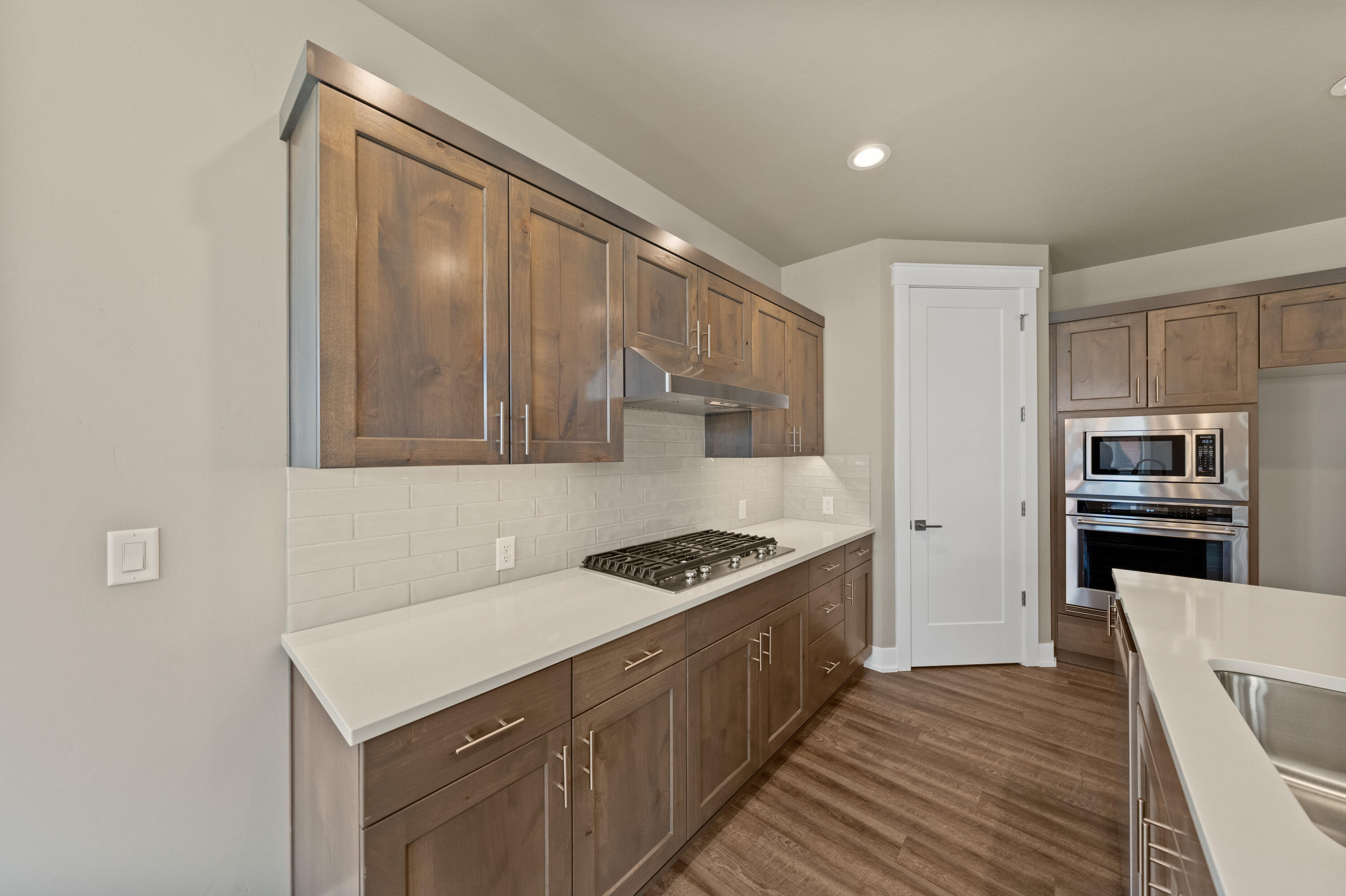 Dry Canyon - Residential