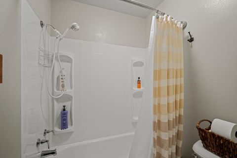 Tiny photo for 57089 Wild Lily Lane #16, Sunriver, OR 97707 (MLS # 220220176)