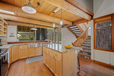 Tiny photo for 57089 Wild Lily Lane #16, Sunriver, OR 97707 (MLS # 220220176)