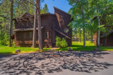 Tiny photo for 57089 Wild Lily Lane #16, Sunriver, OR 97707 (MLS # 220220176)