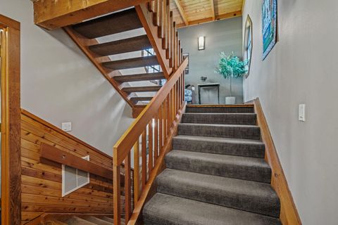 Tiny photo for 57089 Wild Lily Lane #16, Sunriver, OR 97707 (MLS # 220220176)