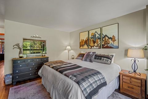 Tiny photo for 57089 Wild Lily Lane #16, Sunriver, OR 97707 (MLS # 220220176)