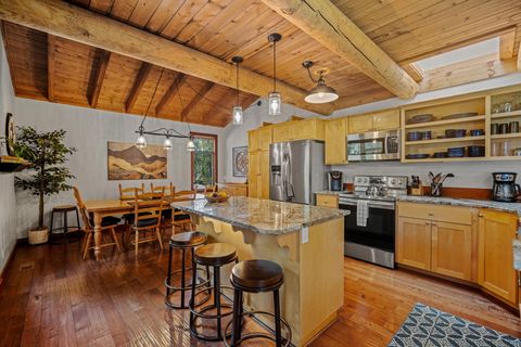 Tiny photo for 57089 Wild Lily Lane #16, Sunriver, OR 97707 (MLS # 220220176)