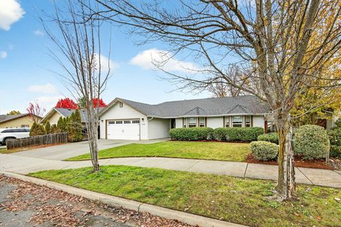 Tiny photo for 1409 George Tweed Boulevard, Grants Pass, OR 97527 (MLS # 220212247)