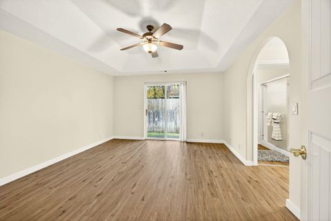 Tiny photo for 1409 George Tweed Boulevard, Grants Pass, OR 97527 (MLS # 220212247)