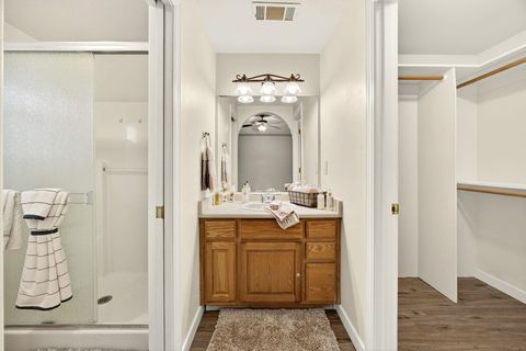 Tiny photo for 1409 George Tweed Boulevard, Grants Pass, OR 97527 (MLS # 220212247)