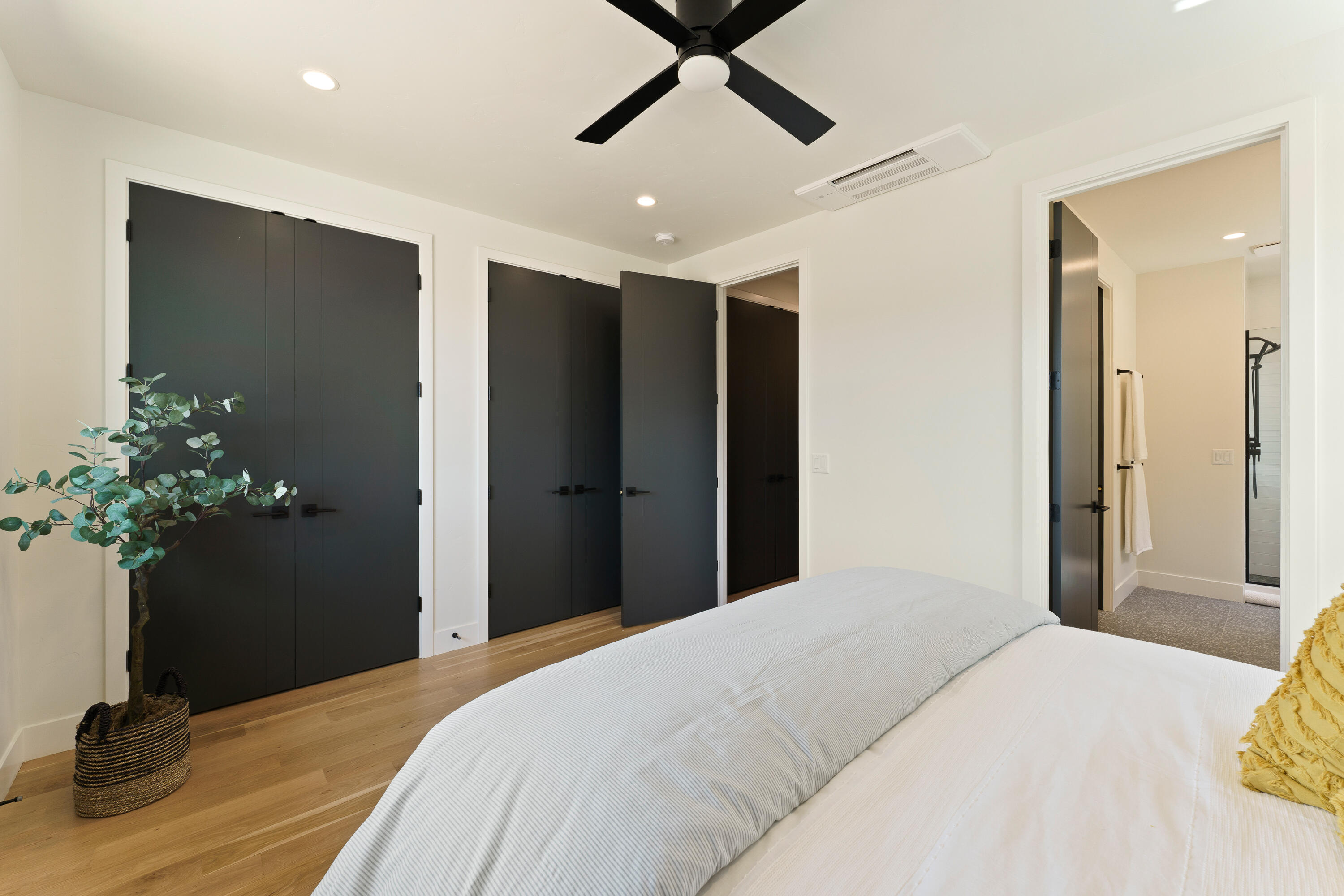 Discovery West Phase 4 - Residential