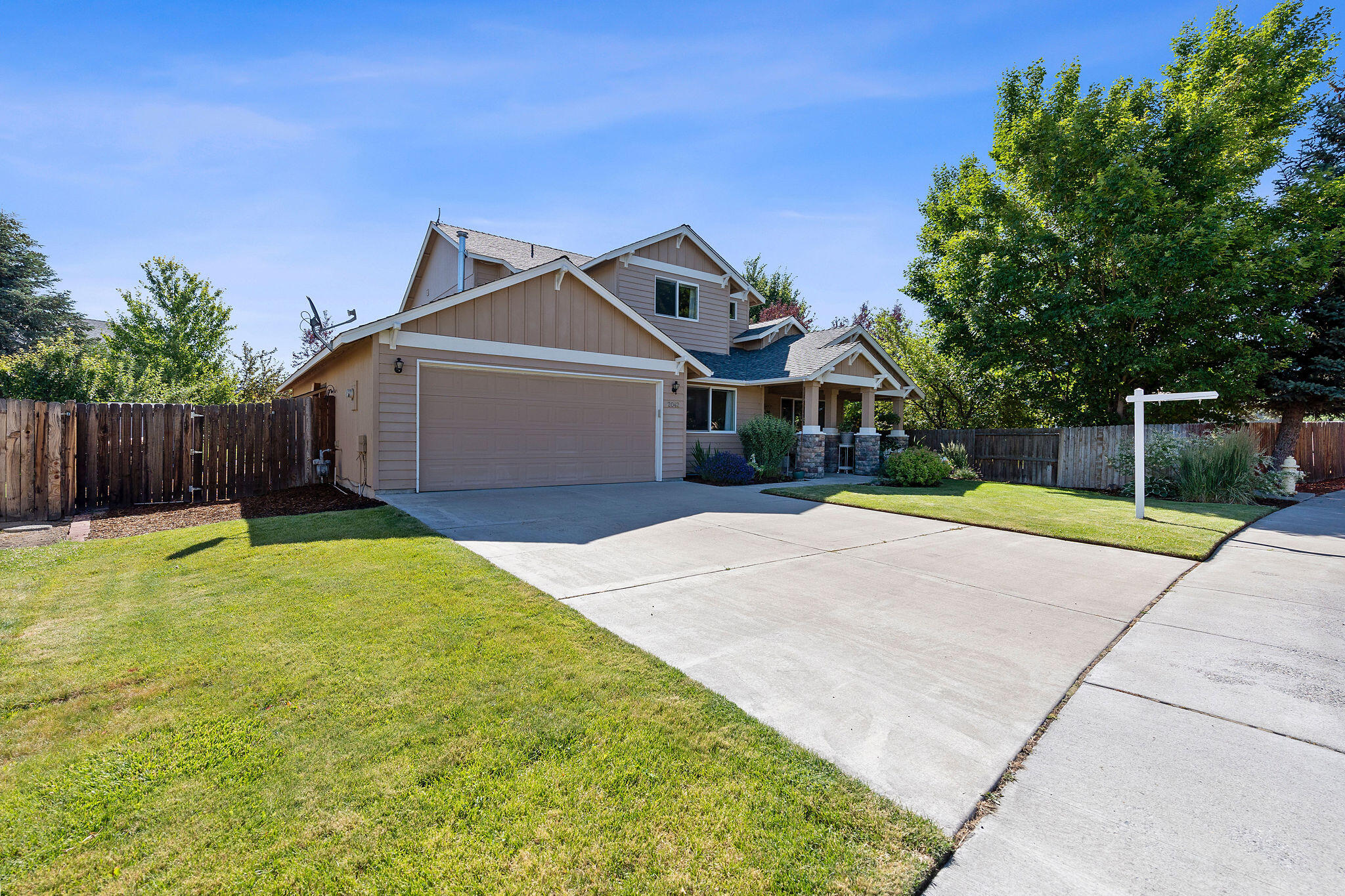 2042 NW 22nd Street