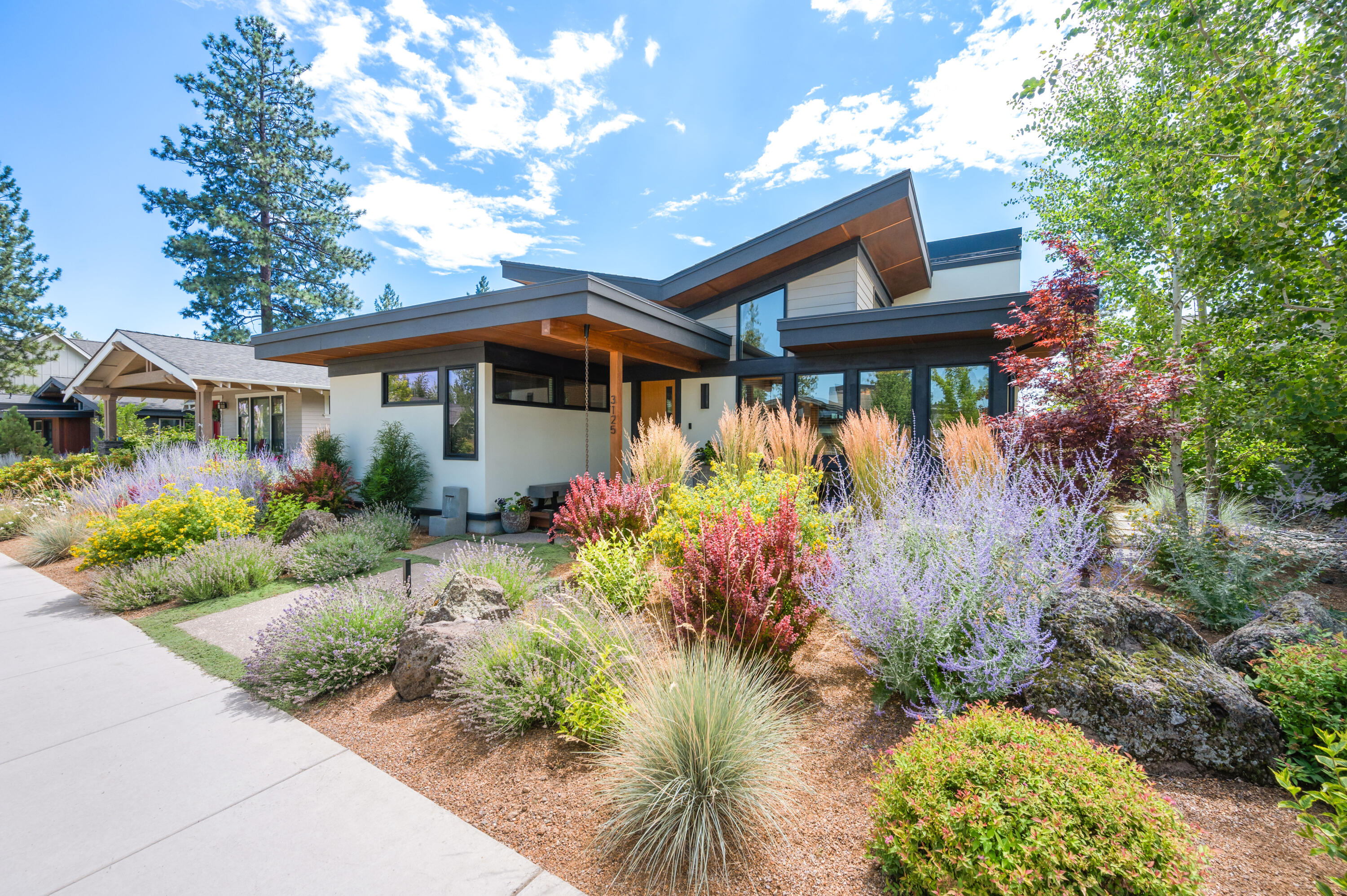 3125 NW Blodgett Way