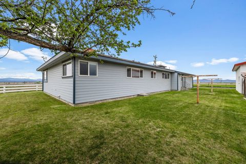 Tiny photo for 501 NW Dogwood Lane, Madras, OR 97741 (MLS # 220219879)