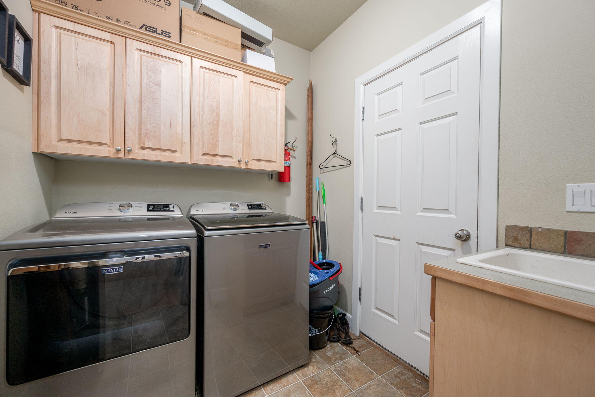 Quiet Canyon - Residential