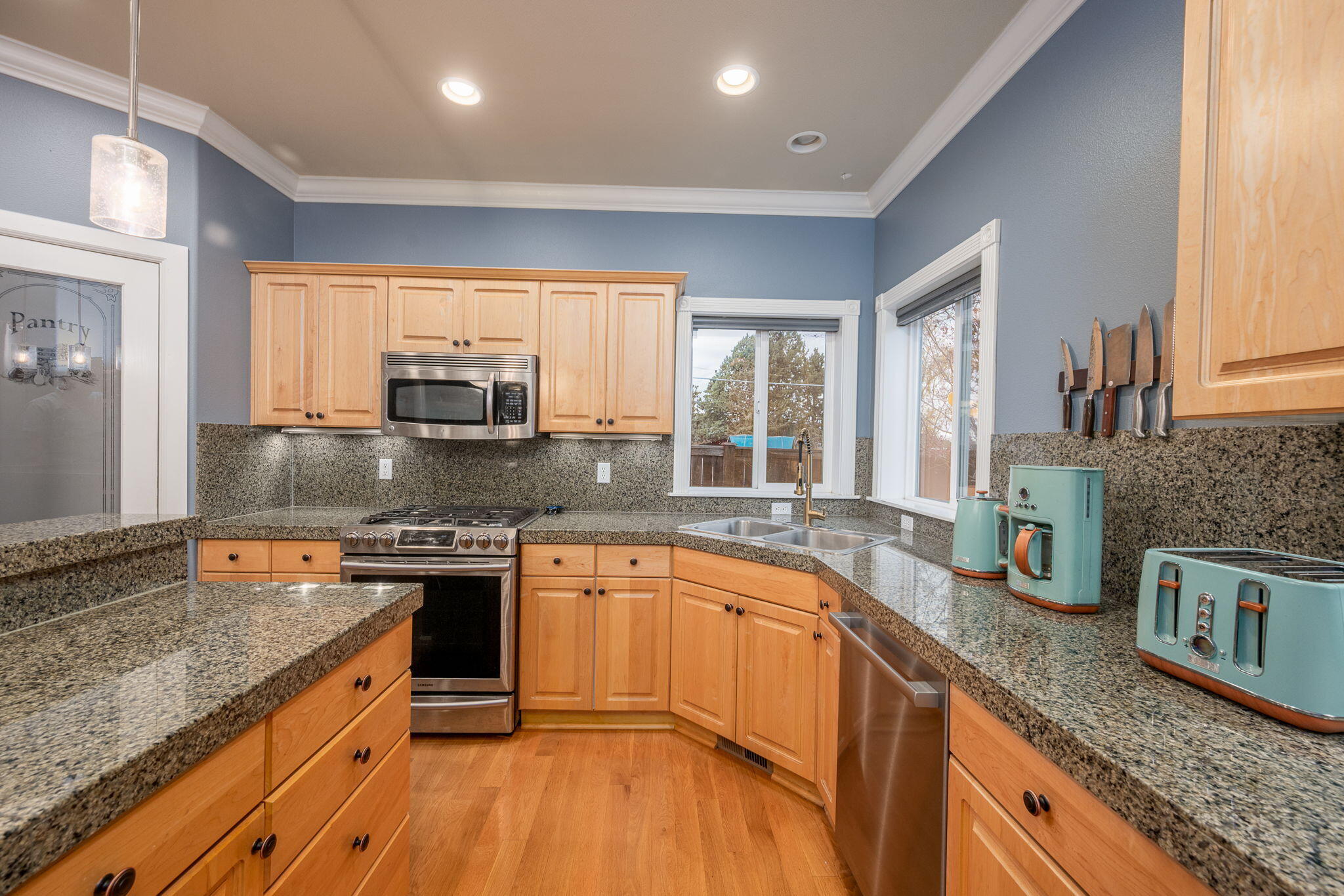 Quiet Canyon - Residential