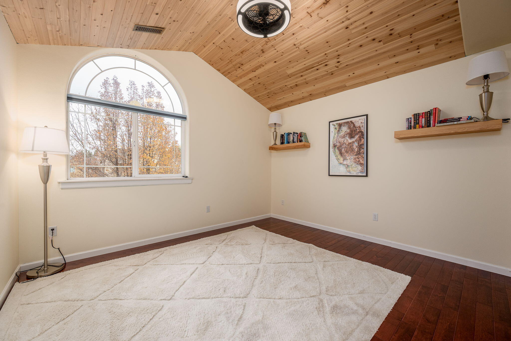 Quiet Canyon - Residential