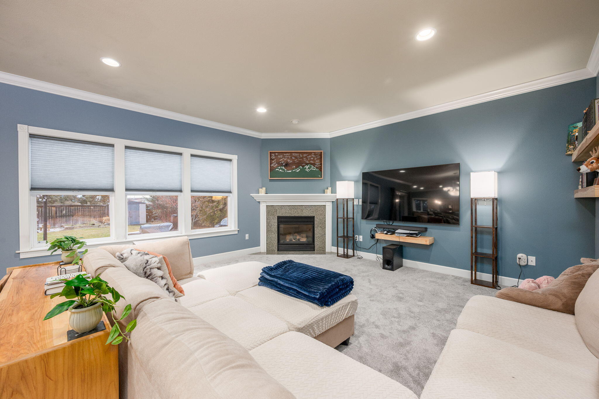 Quiet Canyon - Residential