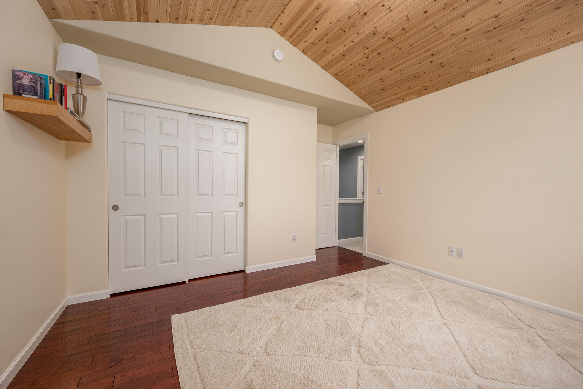 Quiet Canyon - Residential