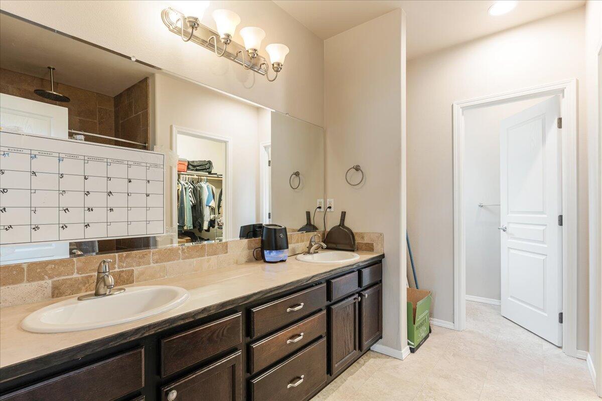 Obsidian Ridge - Residential