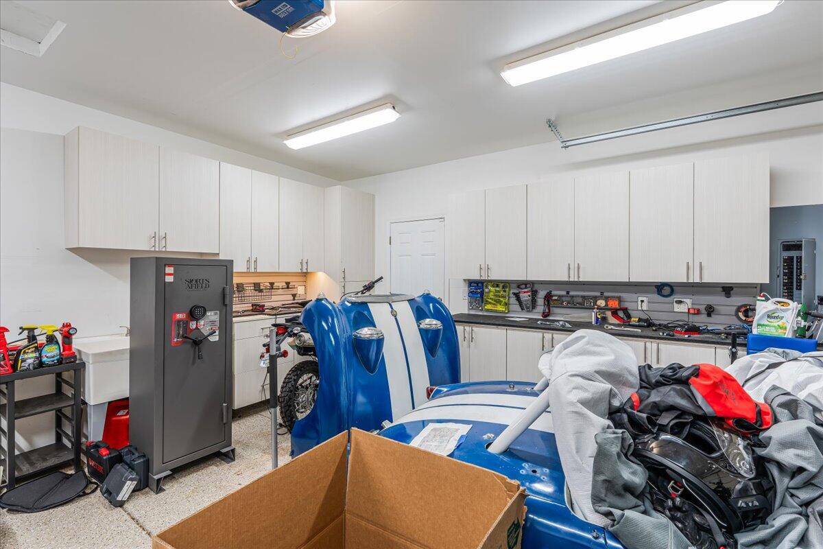 Obsidian Ridge - Residential