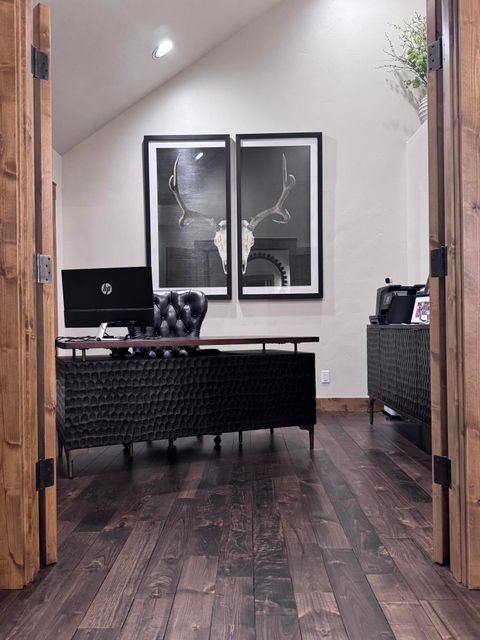 Tiny photo for 56770 Nest Pine Drive, Bend, OR 97707 (MLS # 220213074)