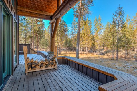 Tiny photo for 56770 Nest Pine Drive, Bend, OR 97707 (MLS # 220213074)