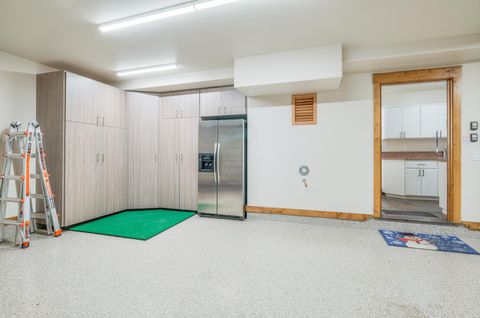 Tiny photo for 56770 Nest Pine Drive, Bend, OR 97707 (MLS # 220213074)