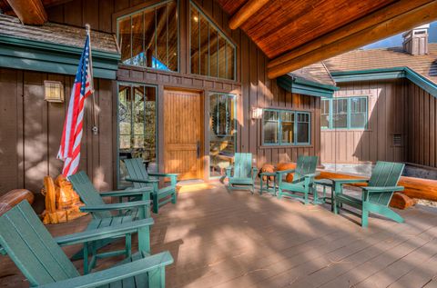 Tiny photo for 56770 Nest Pine Drive, Bend, OR 97707 (MLS # 220213074)